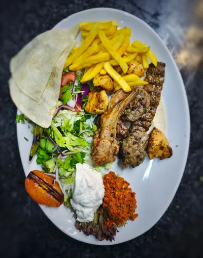 طبق مشاوي مشكل